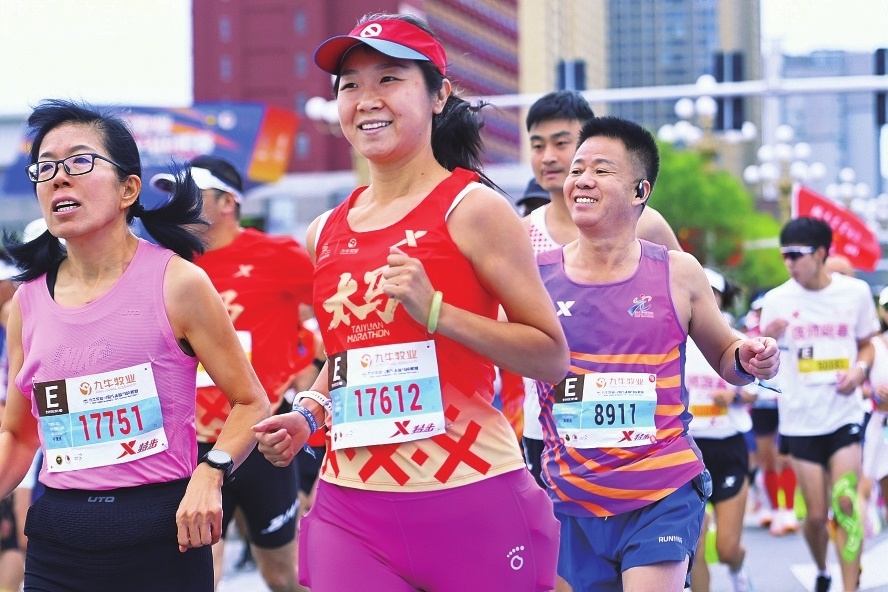 小时, 奖牌, 女子半程马