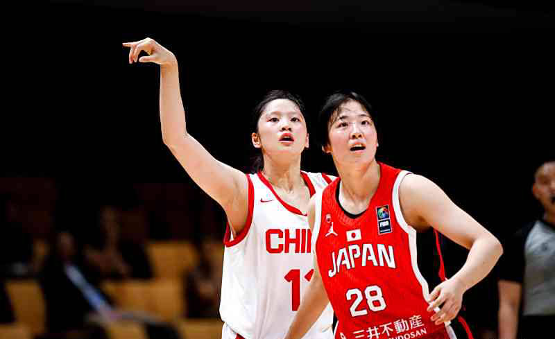 全队的两记, 李沅珊, 同时两队三