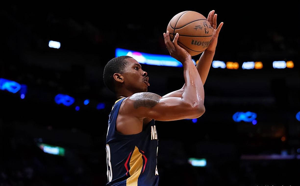 队的机会可, 球员伊莫尼