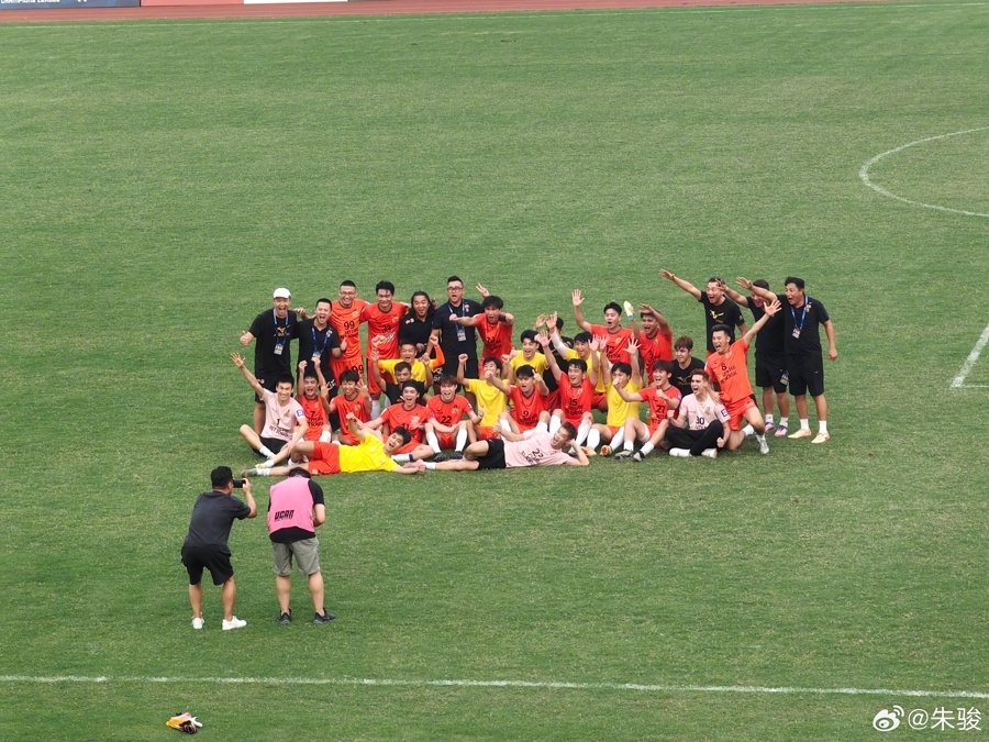 什么稀奇的, 李建滨 什么稀奇的, 李建滨